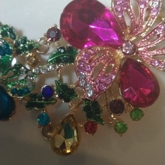 BETSEY JOHNSON SHIMMERING MULTI COLOR FLORAL GARDEN BIB NECKLACE,Luxury - Picture 9 of 16